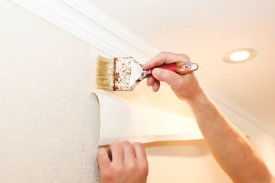 Pose de papier peint à Caloire — revêtements muraux et toiles de verre